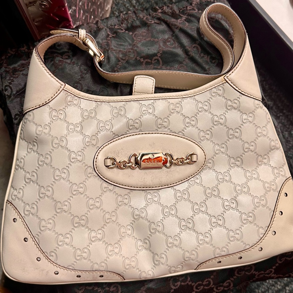 Gucci Cream Shoulder Bag